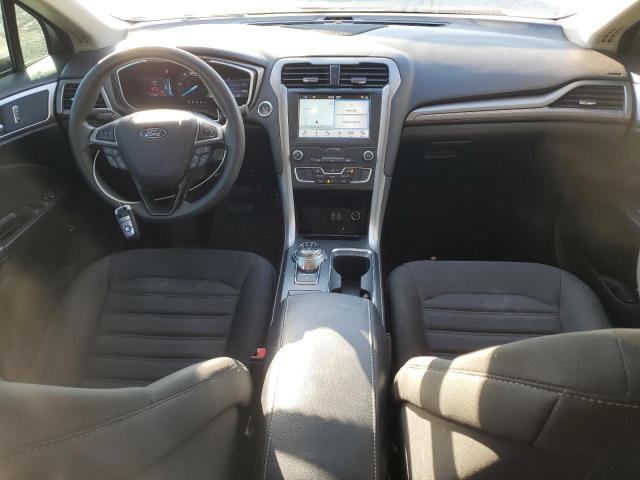 3FA6P0LU4KR139819 - 2019 FORD FUSION SE SILVER photo 8