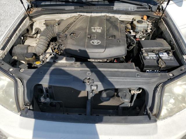 JTEZU14RX48016428 - 2004 TOYOTA 4RUNNER SR5 WHITE photo 12