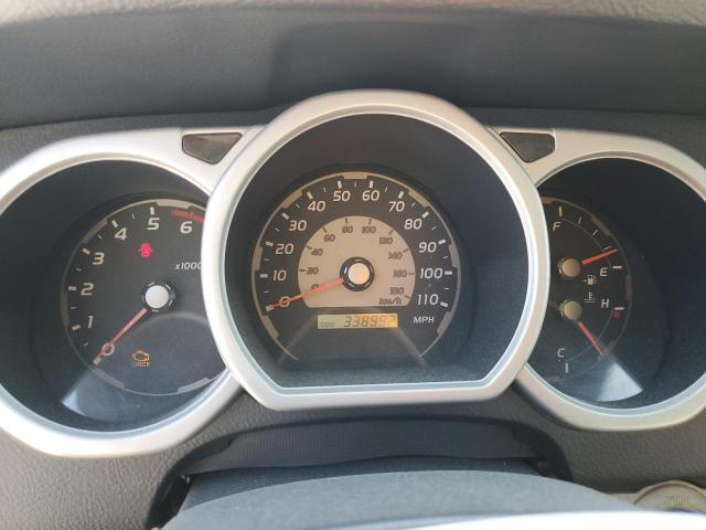 JTEZU14RX48016428 - 2004 TOYOTA 4RUNNER SR5 WHITE photo 9