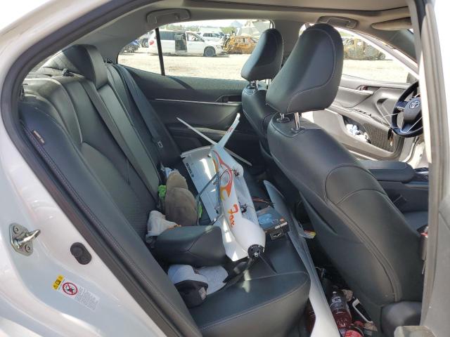 4T1B61HK3KU735078 - 2019 TOYOTA CAMRY XSE WHITE photo 10