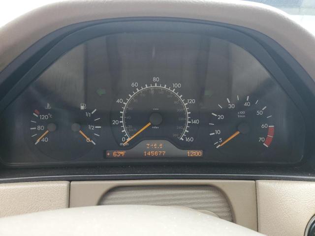 WDBJF65H2XA793115 - 1999 MERCEDES-BENZ E 320 棕色 照片 9