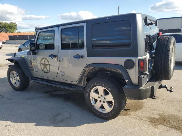 1C4BJWDG5GL335215 - 2016 JEEP WRANGLER U SPORT Մոխրագույն լուսանկար 2