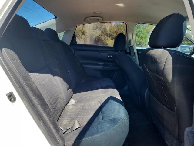 1N4AL3AP1JC138063 - 2018 NISSAN ALTIMA 2.5 白色 照片 10