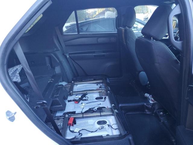 1FM5K8AB2MGA52723 - 2021 FORD EXPLORER POLICE INTERCEPTOR WHITE photo 10