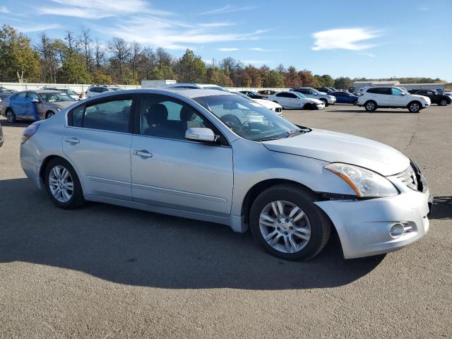 1N4AL2AP8AN448886 - 2010 NISSAN ALTIMA BASE SILVER photo 4