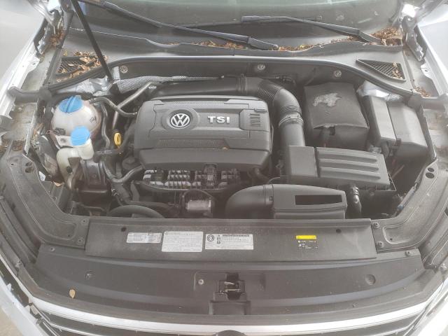 1VWBT7A34HC024598 - 2017 VOLKSWAGEN PASSAT SE SILVER photo 11