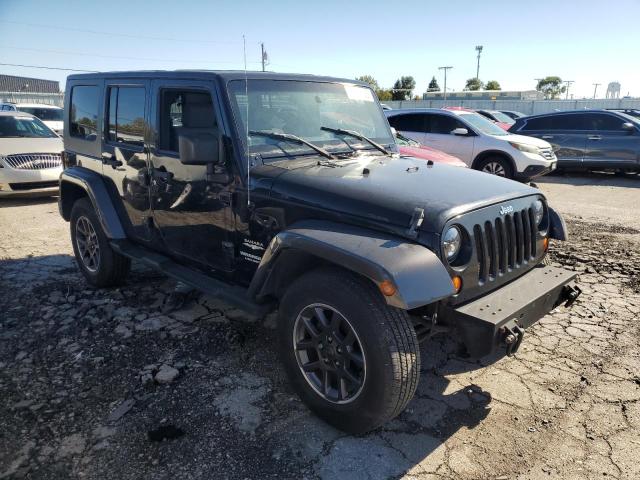 1J4GA591X8L643321 - 2008 JEEP WRANGLER U SAHARA BLACK photo 4