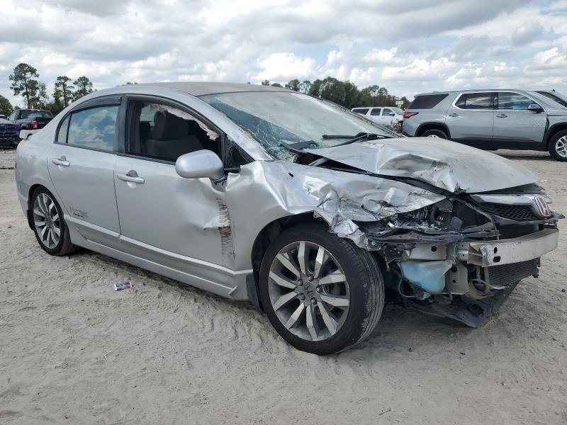 2HGFA1F55AH328092 - 2010 HONDA CIVIC LX Արծաթագույն լուսանկար 4