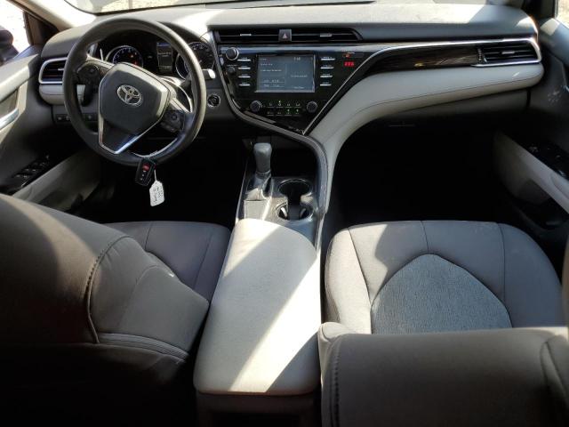 4T1B11HK5JU095906 - 2018 TOYOTA CAMRY L GRAY photo 8