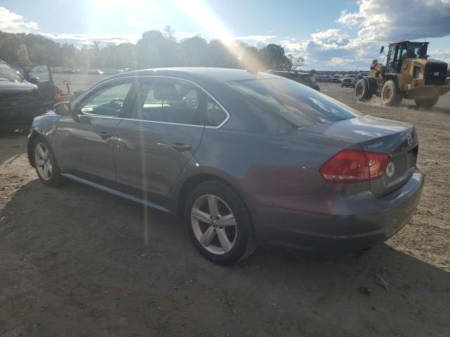 1VWAT7A35FC111659 - 2015 VOLKSWAGEN PASSAT S GRAY photo 2