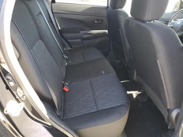 JA4APUAU2NU012606 - 2022 MITSUBISHI OUTLANDER ES Schwarz Foto 11