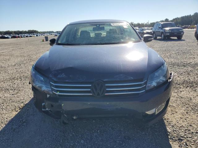 1VWBT7A35FC022453 - 2015 VOLKSWAGEN PASSAT SE BLUE photo 5
