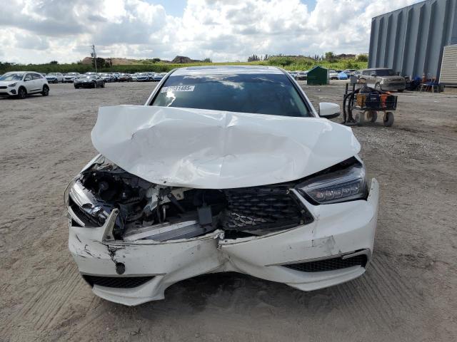 19UUB1F57JA001101 - 2018 ACURA TLX TECH WHITE photo 5