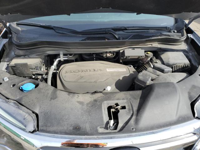 5FPYK3F76HB001869 - 2017 HONDA RIDGELINE RTL SILVER photo 11