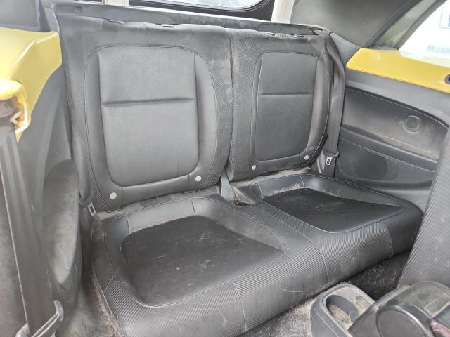 3VW5L7AT8DM816730 - 2013 VOLKSWAGEN BEETLE YELLOW photo 10