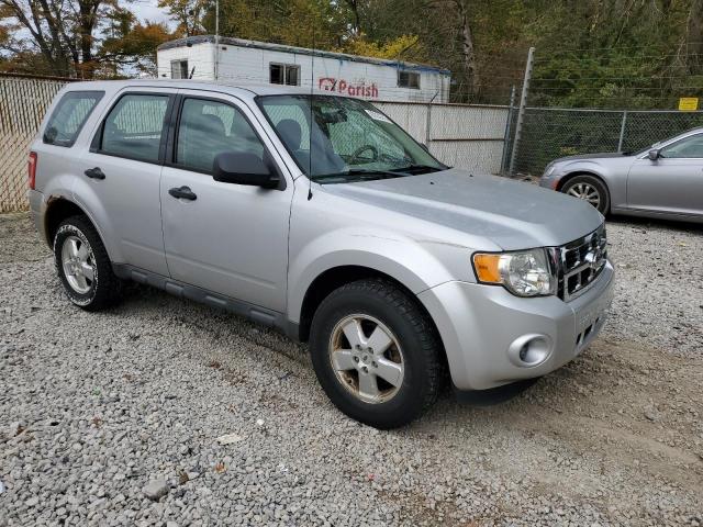 1FMCU0C73CKA04722 - 2012 FORD ESCAPE XLS SILVER photo 4