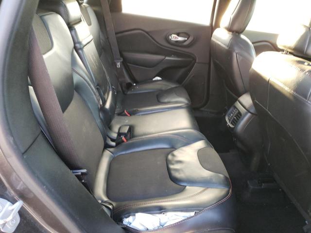 1C4PJMBS5HW538557 - 2017 JEEP CHEROKEE TRAILHAWK GRAY photo 11