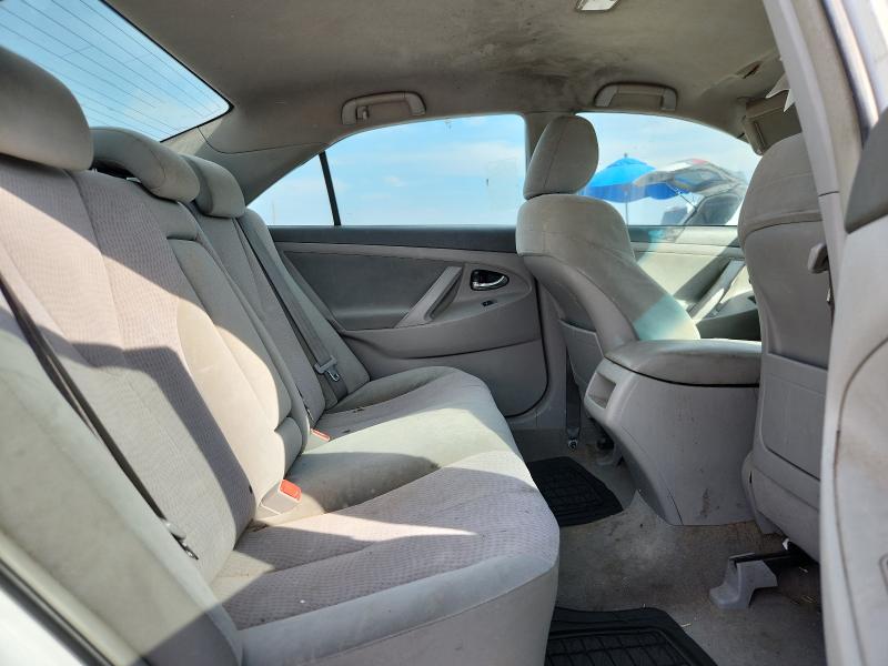 4T4BF3EK6BR173795 - 2011 TOYOTA CAMRY BASE WHITE photo 10