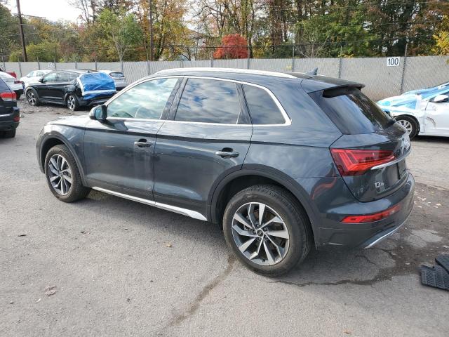 WA1BAAFY6M2066372 - 2021 AUDI Q5 PREMIUM PLUS Boz foto 2