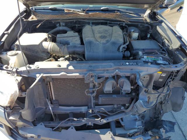 5TFCZ5AN1HX071883 - 2017 TOYOTA TACOMA DOUBLE CAB GRAY photo 11