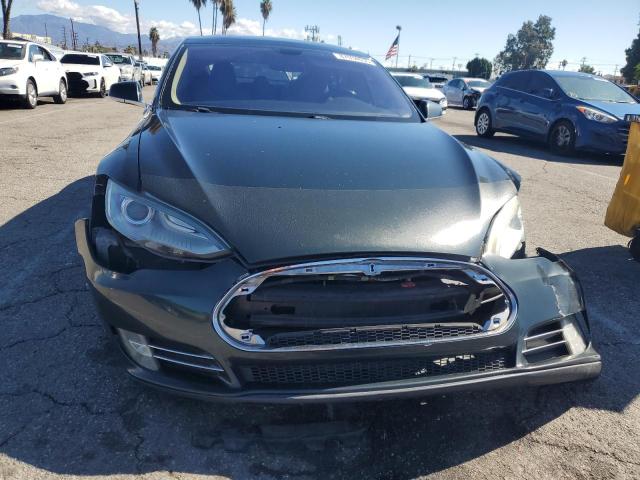 5YJSA1DN7DFP18167 - 2013 TESLA MODEL S Темно-сірий фото 5