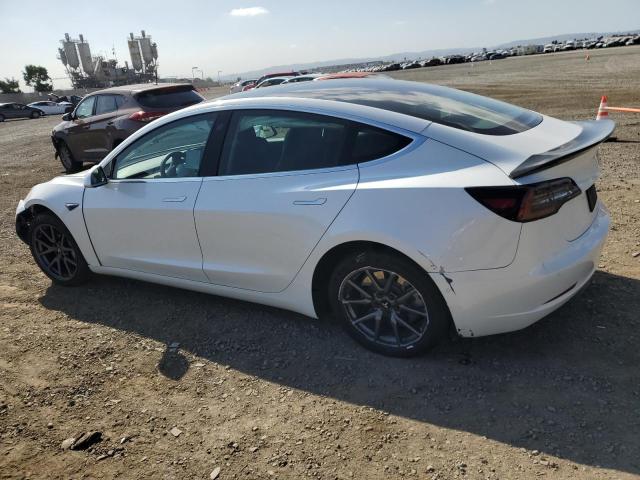 5YJ3E1EA3LF633426 - 2020 TESLA MODEL 3 Blanc photo 2