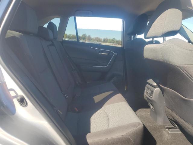 2T3P1RFV8SW554954 - 2025 TOYOTA RAV4 XLE SILVER photo 11