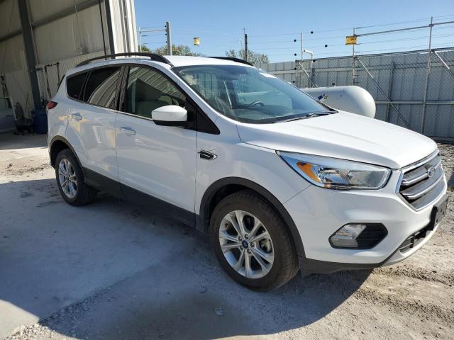 1FMCU9GD8JUA71810 - 2018 FORD ESCAPE SE Blanco foto 4