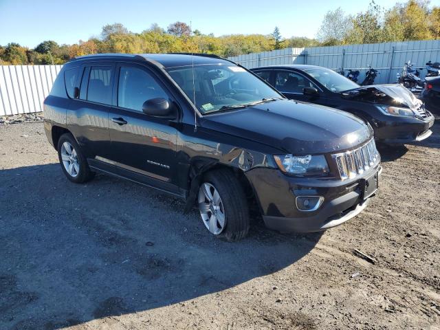1C4NJDEB7FD105544 - 2015 JEEP COMPASS LATITUDE შავი ფოტო 4