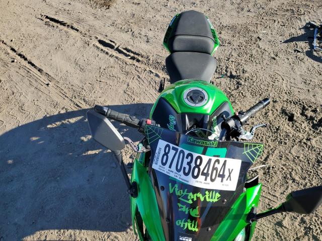 JKAEXEE13FDA18250 - 2015 KAWASAKI EX650 E GREEN photo 5
