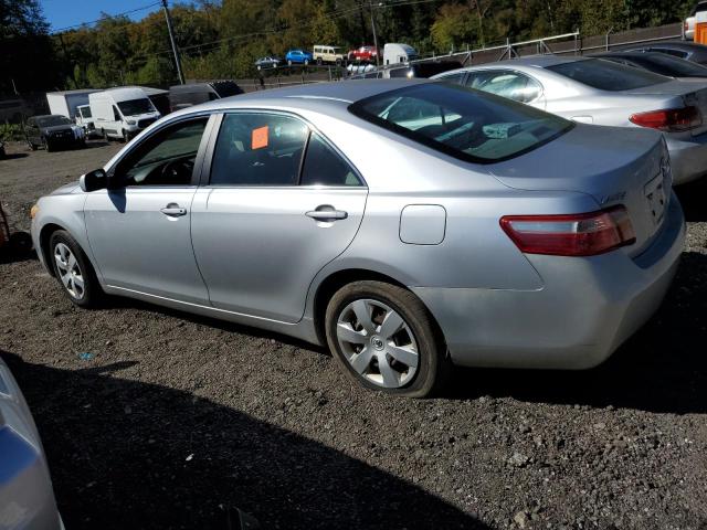 4T4BE46K29R108380 - 2009 TOYOTA CAMRY BASE SILVER photo 2