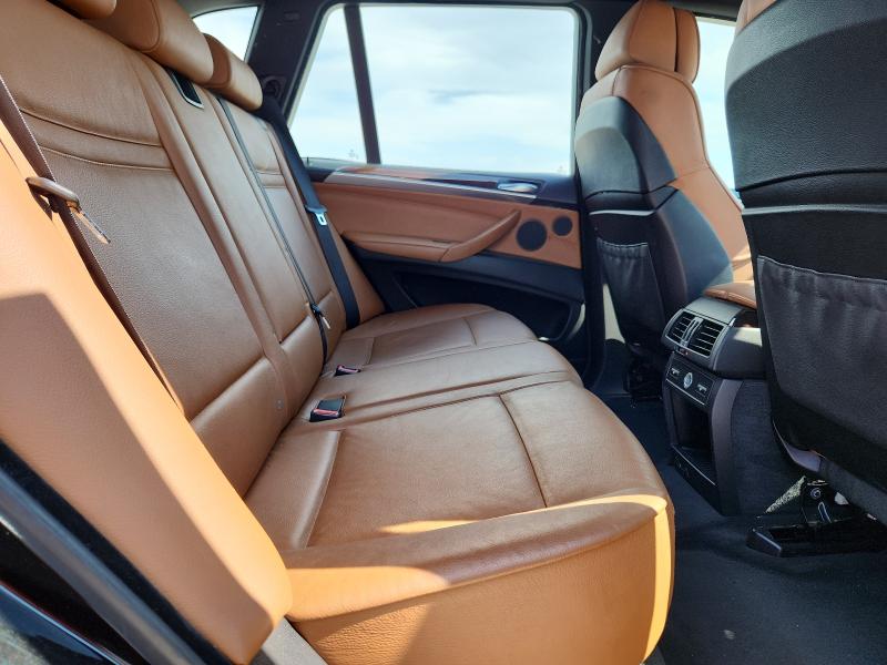 5UXFE83539L309036 - 2009 BMW X5 XDRIVE48I BLACK photo 11