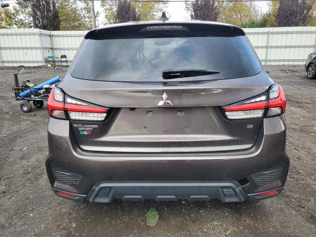 JA4AP4AU4LU002284 - 2020 MITSUBISHI OUTLANDER SE 棕色 照片 6