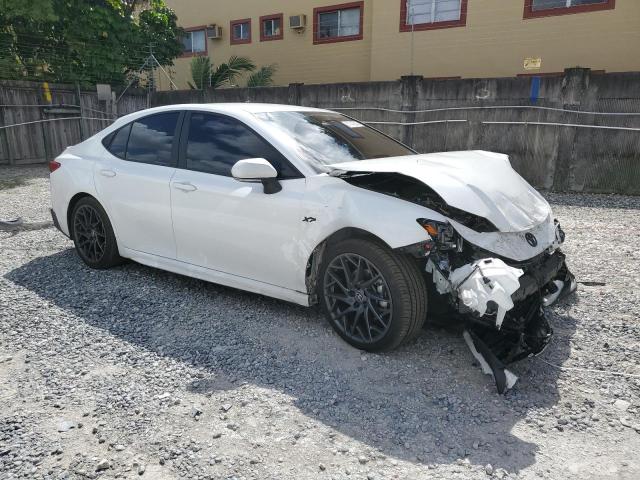 4T1DAACK3SU525269 - 2025 TOYOTA CAMRY XSE თეთრი ფოტო 4