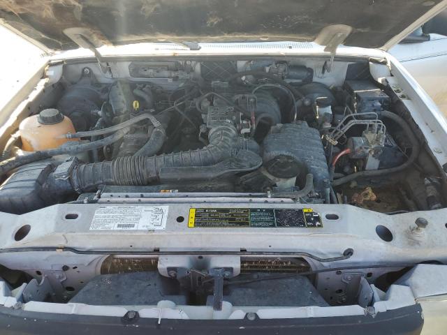 4F4YR12DX3TM03461 - 2003 MAZDA B2300 SILVER photo 11