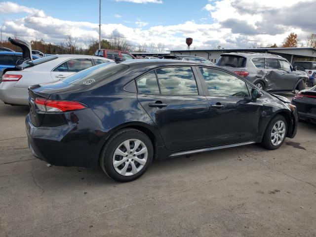 JTDEPMAEXMJ186925 - 2021 TOYOTA COROLLA LE BLACK photo 3