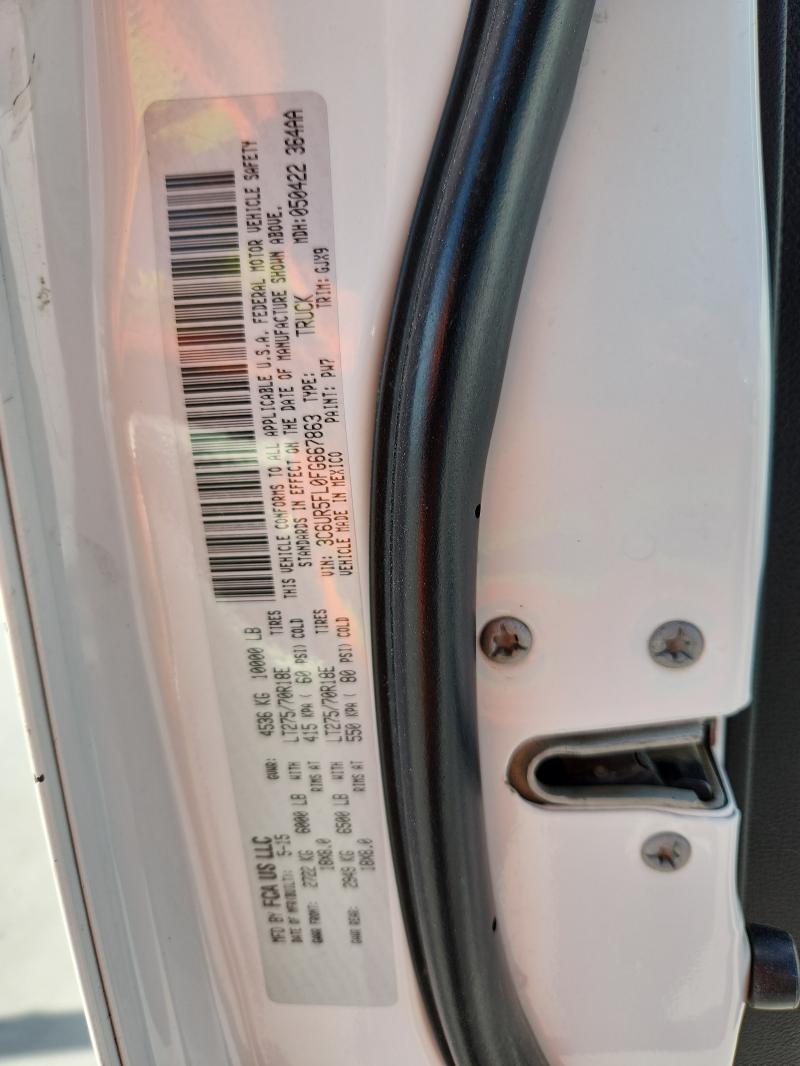 3C6UR5FL0FG667863 - 2015 RAM 2500 LARAMIE WHITE photo 12