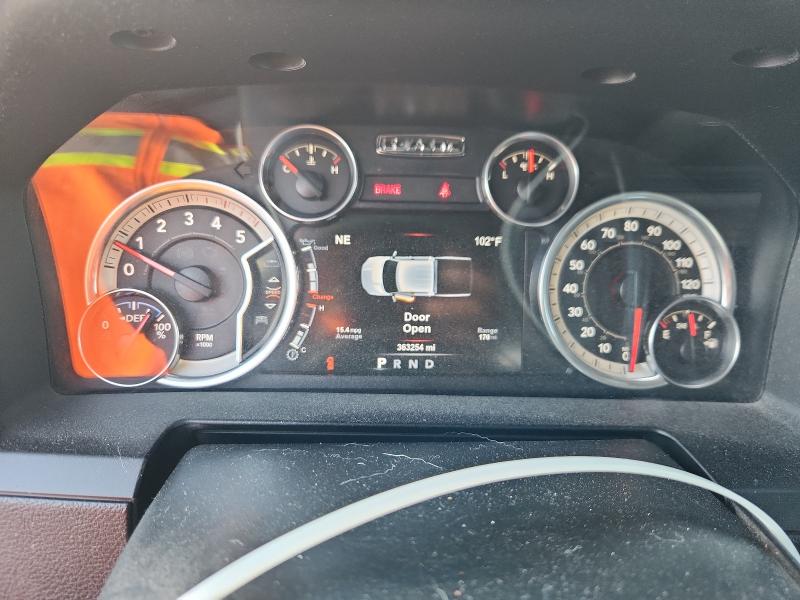 3C6UR5FL0FG667863 - 2015 RAM 2500 LARAMIE WHITE photo 9