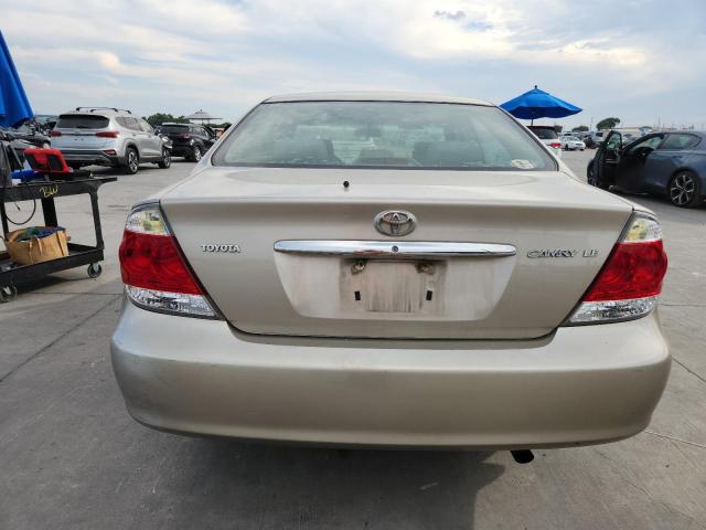 4T1BE32K85U407165 - 2005 TOYOTA CAMRY LE SILVER photo 6