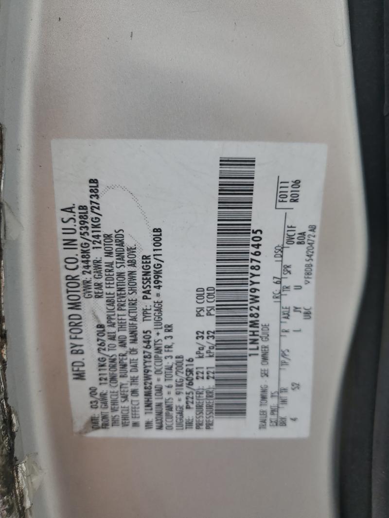 1LNHM82W9YY876405 - 2000 LINCOLN TOWN CAR SIGNATURE Сріблястий фото 13