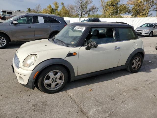 2009 MINI COOPER, 