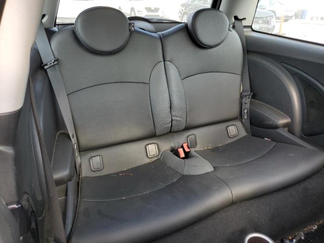 WMWMF33589TW72275 - 2009 MINI COOPER WHITE photo 10