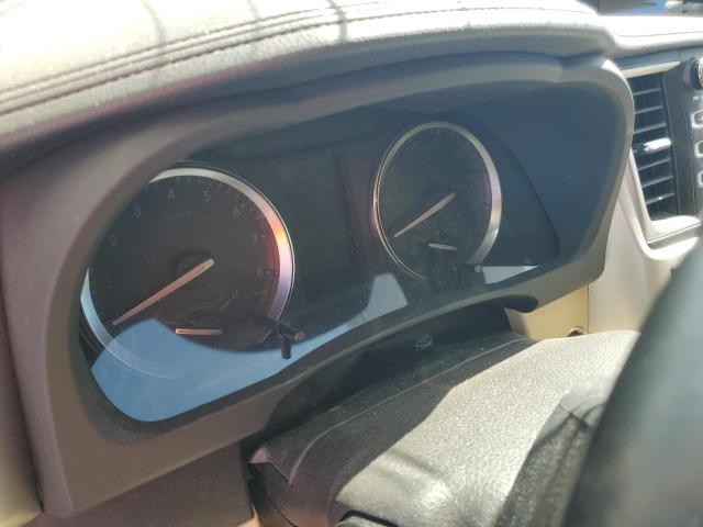 5TDKZRFH5KS553176 - 2019 TOYOTA HIGHLANDER SE WHITE photo 9