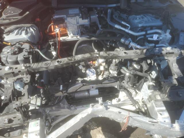 WBY33FK03RCS00577 - 2024 BMW I5 EDRIVE 40 SILVER photo 11