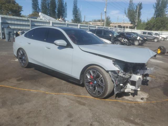 WBY33FK03RCS00577 - 2024 BMW I5 EDRIVE 40 SILVER photo 4