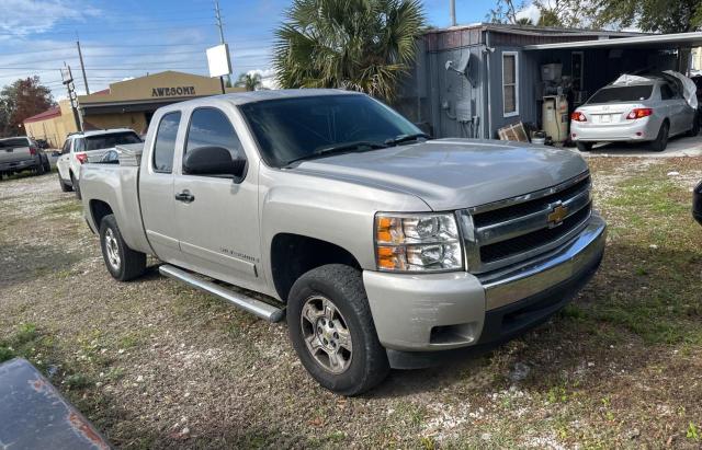 2GCEC19J681272454 - 2008 CHEVROLET SILVERADO C1500 SILVER photo 1