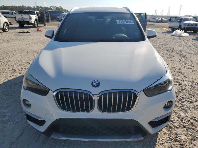 WBXHT3C38H5F75016 - 2017 BMW X1 XDRIVE28I WHITE photo 5