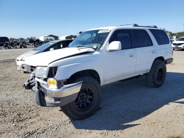 2001 TOYOTA 4RUNNER SR5, 