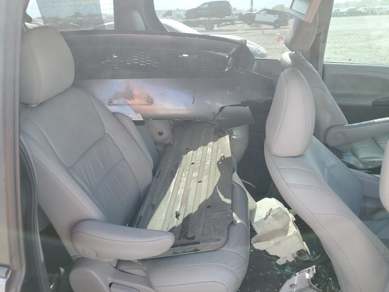 5TDYK3DC3FS625145 - 2015 TOYOTA SIENNA XLE ნაცრისფერი ფოტო 13