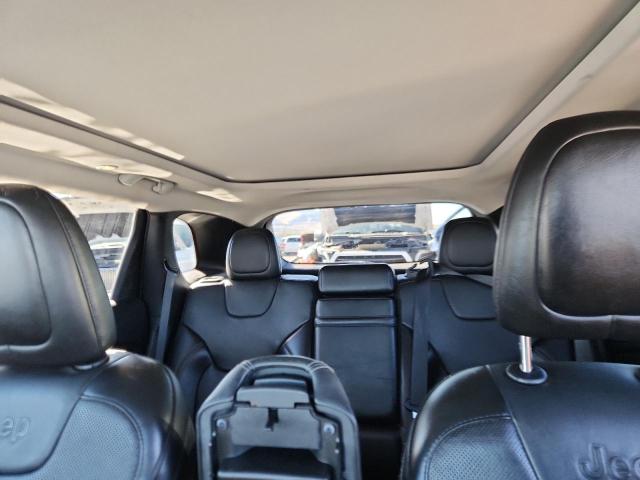 1C4PJMDX6KD186682 - 2019 JEEP CHEROKEE LIMITED 银色 照片 10